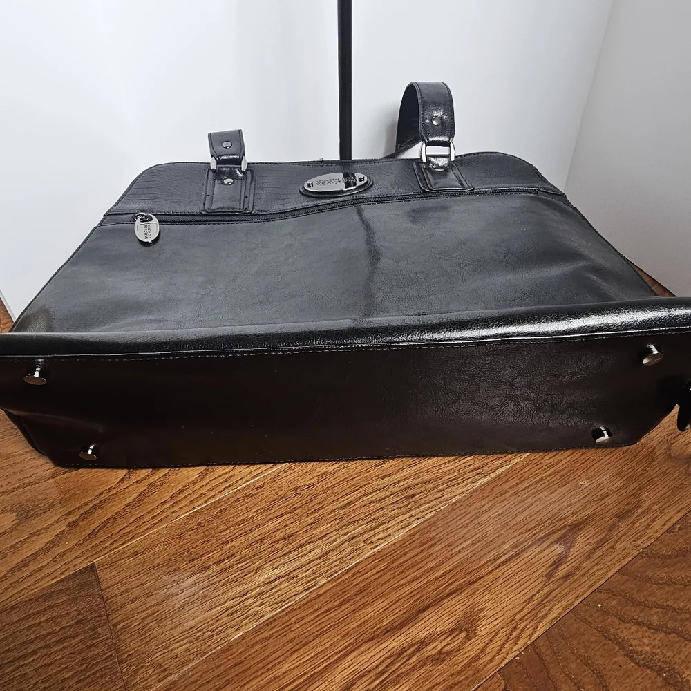 Kenneth Cole‎ Laptop Computer Black Snakeskin Tote Briefcase Bag Luggage Strap